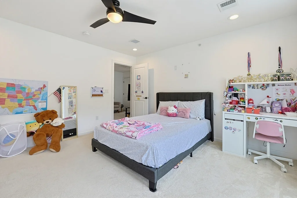 2 bed, 2 bath apartment for rent at 2 Evergreen Unit 2, Bellingham — photo 23 of 29