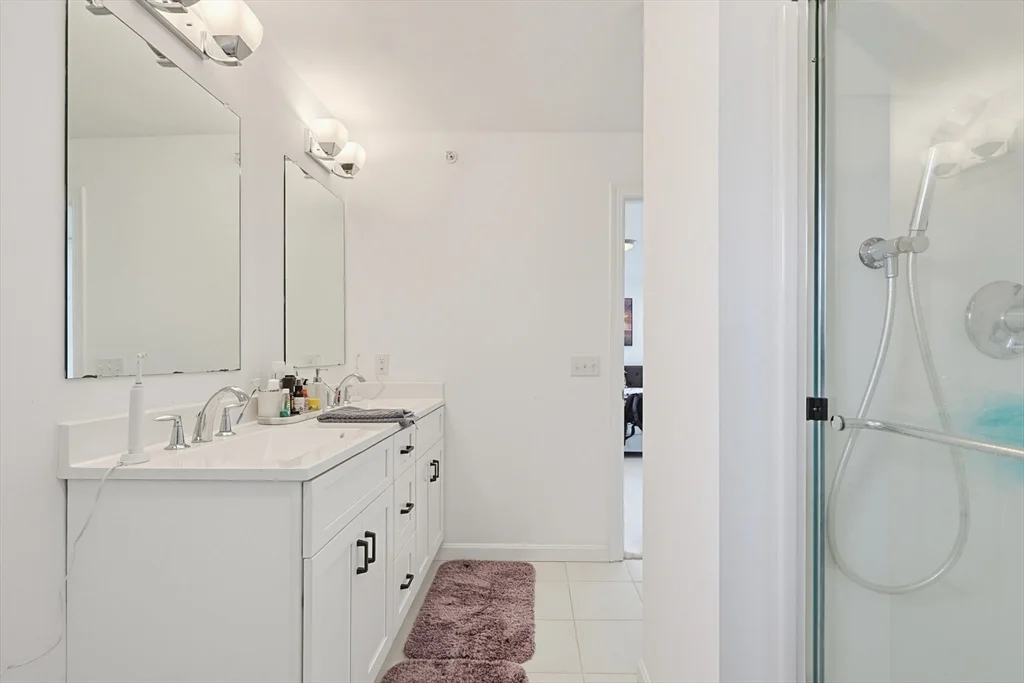 2 bed, 2 bath apartment for rent at 2 Evergreen Unit 2, Bellingham — photo 20 of 29