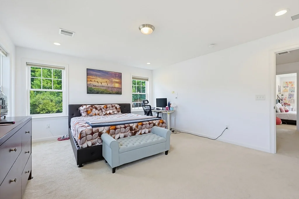2 bed, 2 bath apartment for rent at 2 Evergreen Unit 2, Bellingham — photo 18 of 29