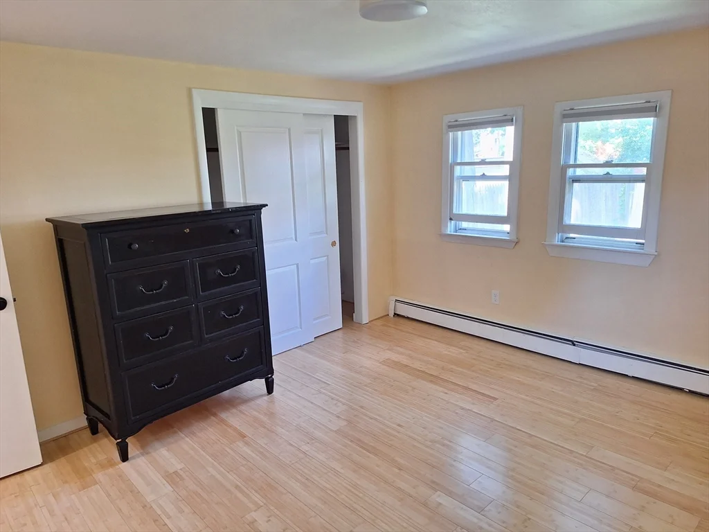 3 bed, 1 bath apartment for rent at 2 Filias Cir Unit B, Manchester — photo 5 of 15