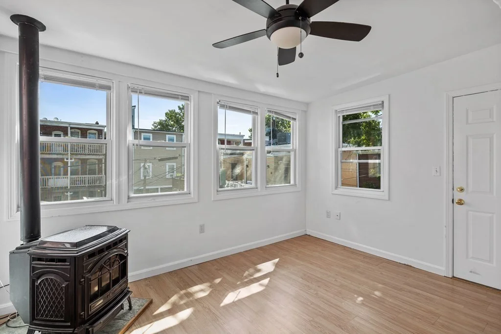 3 bed, 1 bath apartment for rent at 2 Flint Pl Unit 2, South Boston — photo 12 of 15
