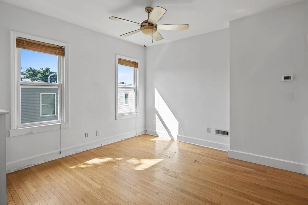 3 bed, 1 bath apartment for rent at 2 Flint Pl Unit 2, South Boston — photo 13 of 15