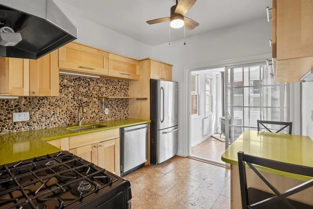 3 bed, 1 bath apartment for rent at 2 Flint Pl Unit 2, South Boston