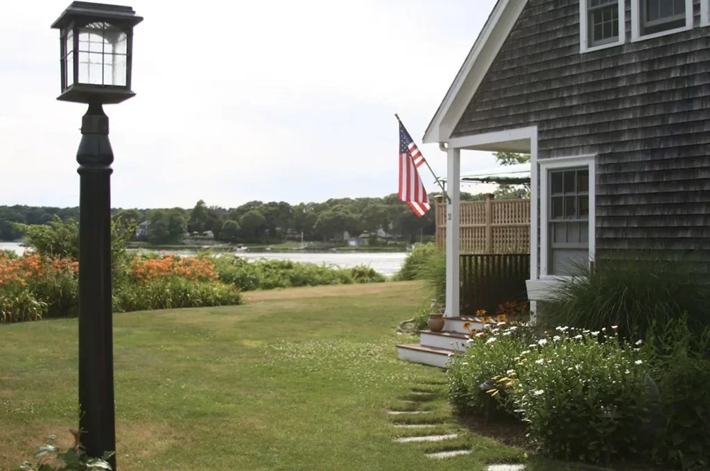 2 bed, 2 bath apartment for rent at 2 Florence St Unit WINTER RENT, South Westport — photo 1 of 24