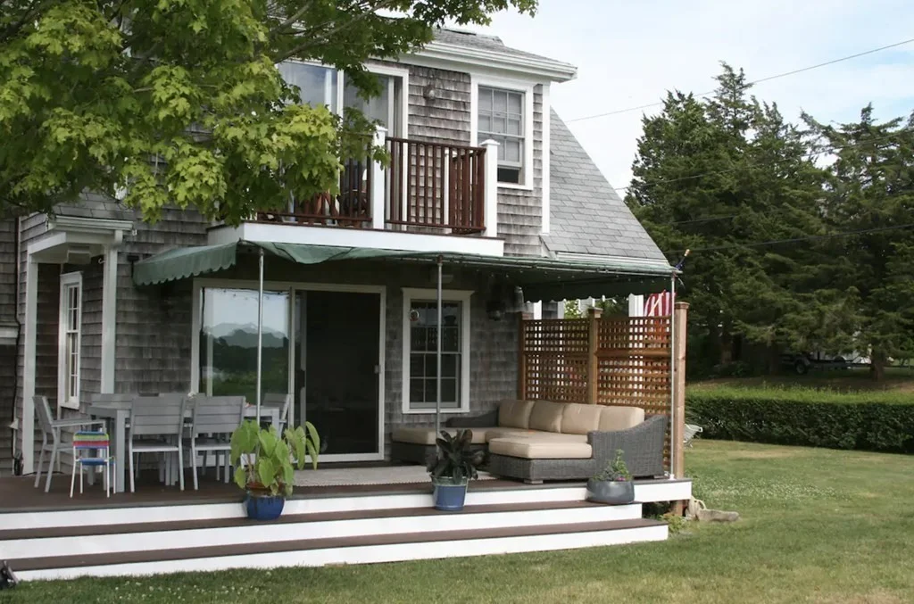 2 bed, 2 bath apartment for rent at 2 Florence St Unit WINTER RENT, South Westport — photo 4 of 24
