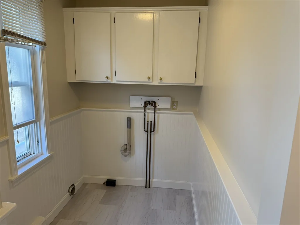 2 bed, 1 bath apartment for rent at 2 Fremont St Unit 1, Downtown — photo 7 of 12