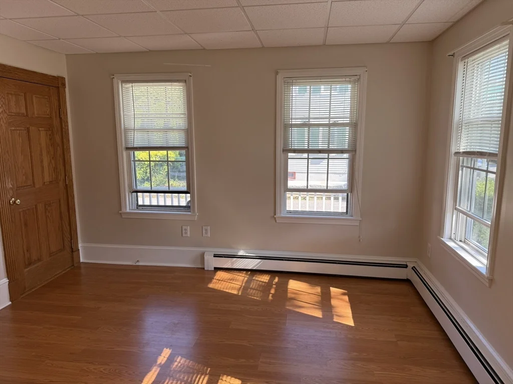 2 bed, 1 bath apartment for rent at 2 Fremont St Unit 1, Downtown — photo 11 of 12