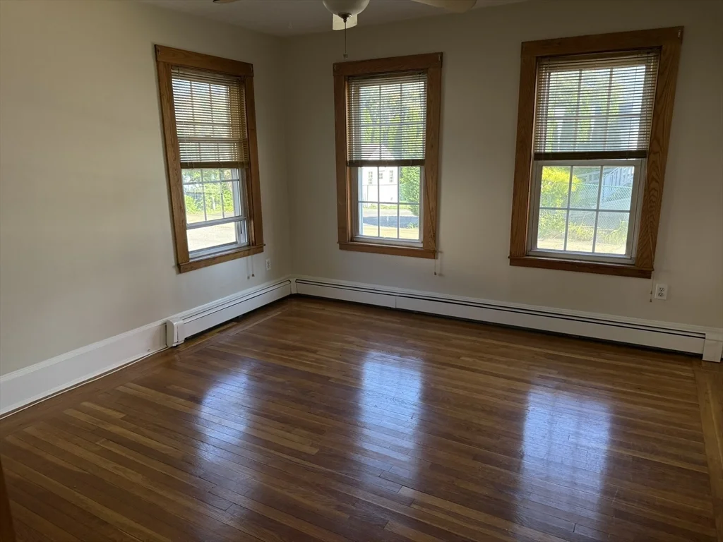 2 bed, 1 bath apartment for rent at 2 Fremont St Unit 1, Downtown — photo 8 of 12