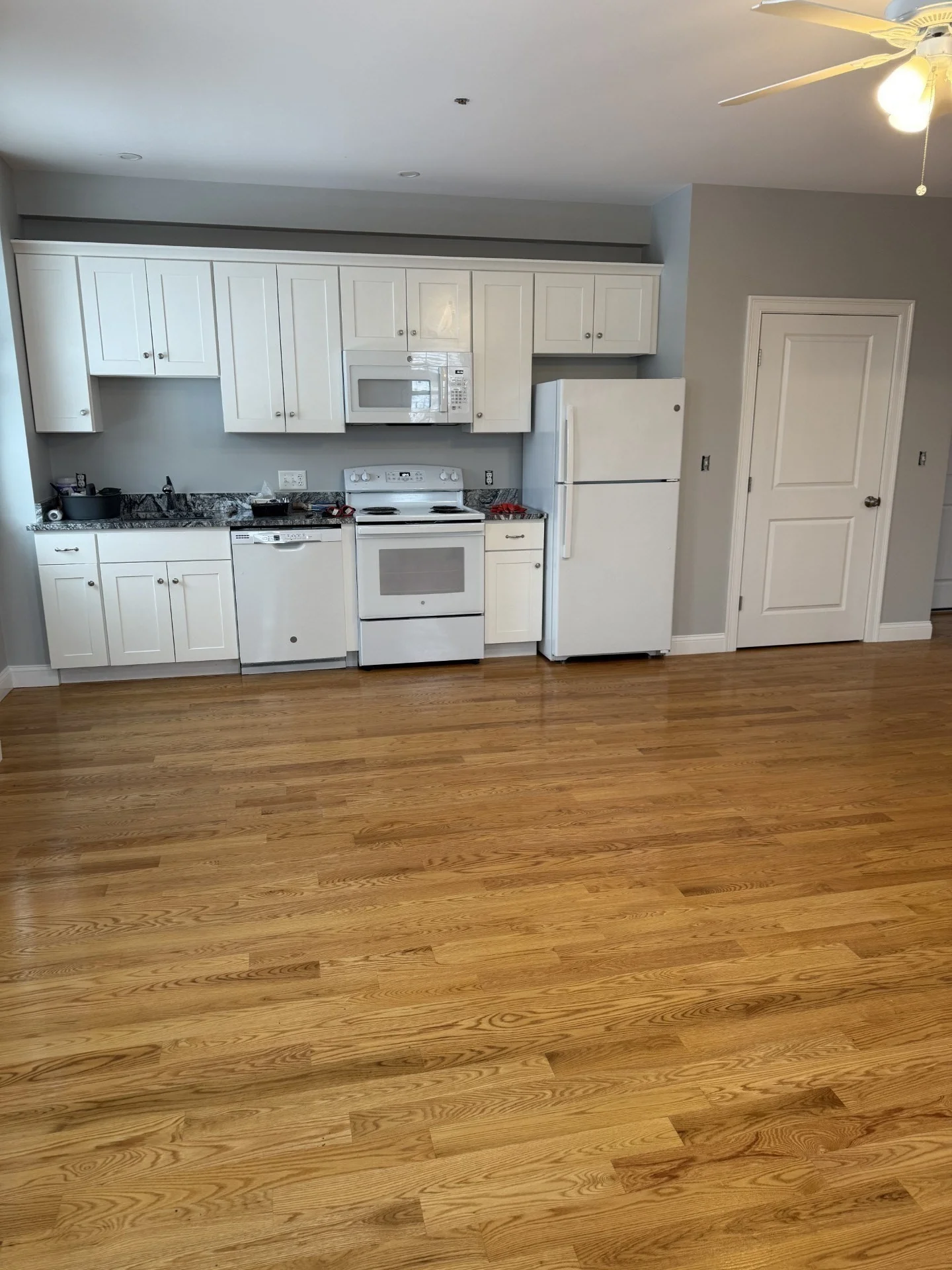 1 bed, 1 bath apartment for rent at 2 French Ave Unit 205, Five Corners — photo 2 of 5