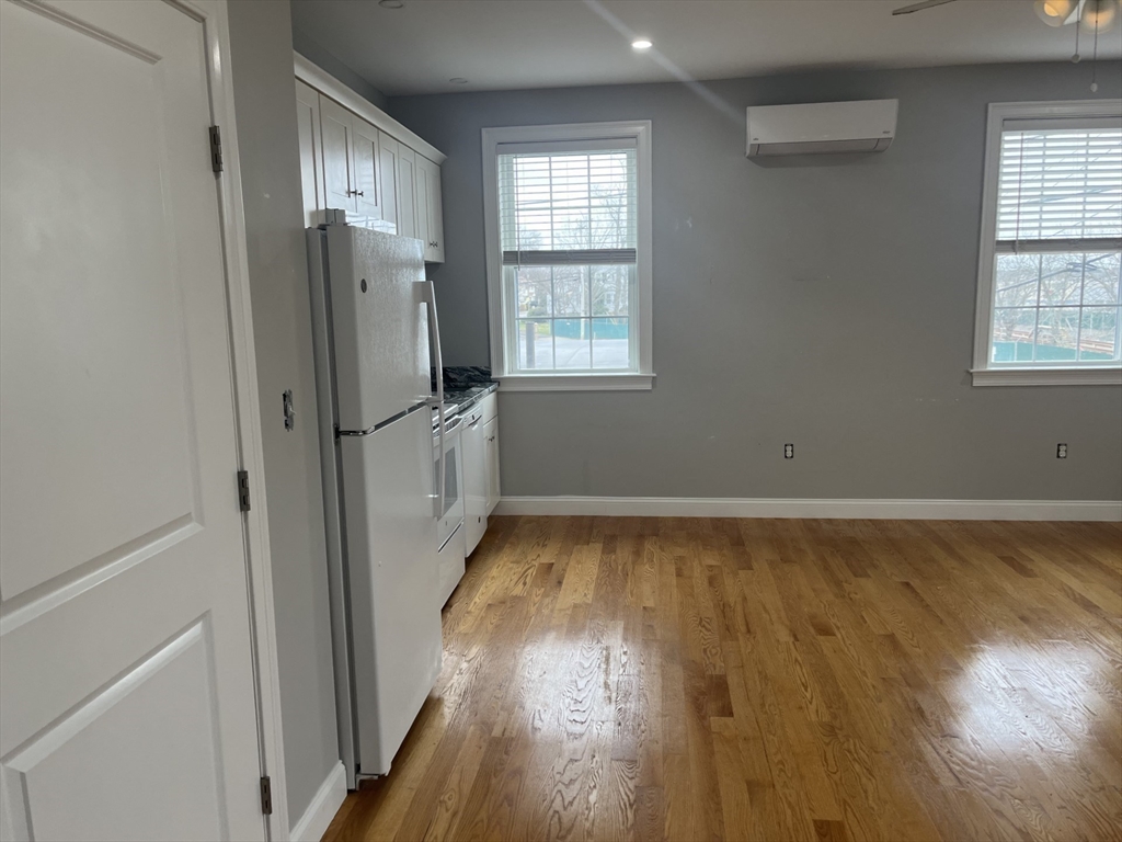 1 bed, 1 bath apartment for rent at 2 French Ave Unit 304, Five Corners — photo 3 of 12