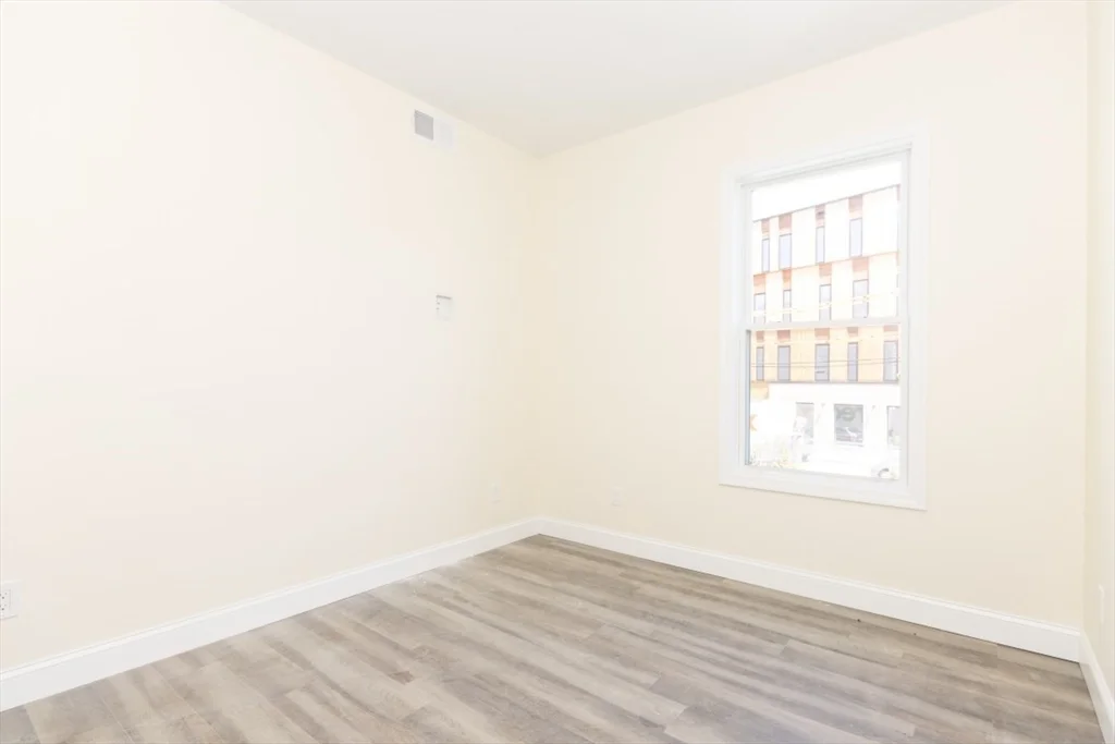 3 bed, 1 bath apartment for rent at 2 French Ter Unit 1, Mission Hill — photo 10 of 21