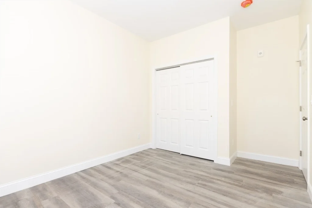 3 bed, 1 bath apartment for rent at 2 French Ter Unit 2, Mission Hill — photo 9 of 22