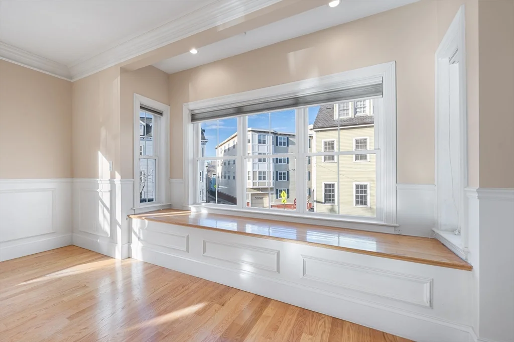 2 bed, 2 bath apartment for rent at 2 G St Unit 2, South Boston — photo 3 of 17