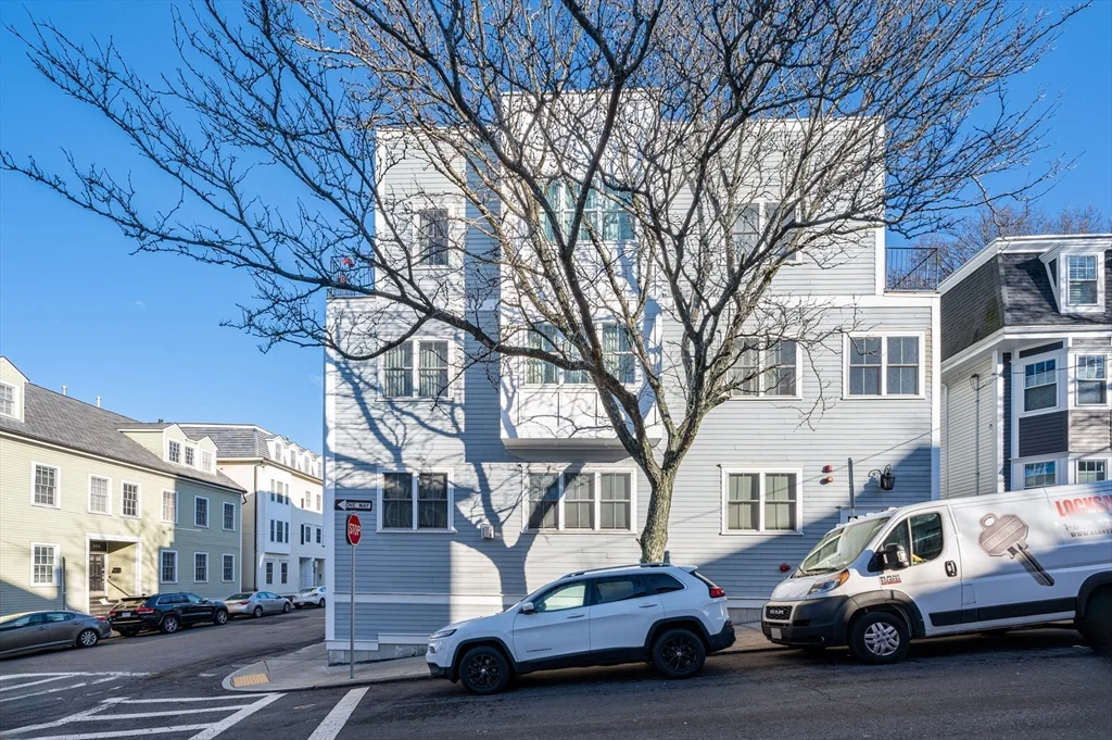 2 bed, 2 bath apartment for rent at 2 G St Unit 2, South Boston — photo 16 of 17