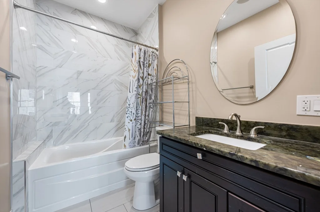 2 bed, 2 bath apartment for rent at 2 G St Unit 2, South Boston — photo 8 of 17