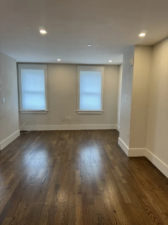 2 bed, 2 bath apartment for rent at 2 Gifford Pl Unit 1, South Boston — photo 4 of 11