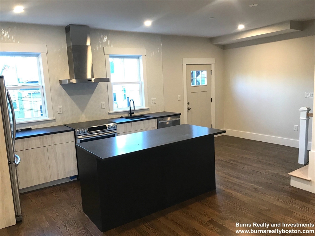 3 bed, 3 bath apartment for rent at 2 Gifford Pl Unit 2, South Boston