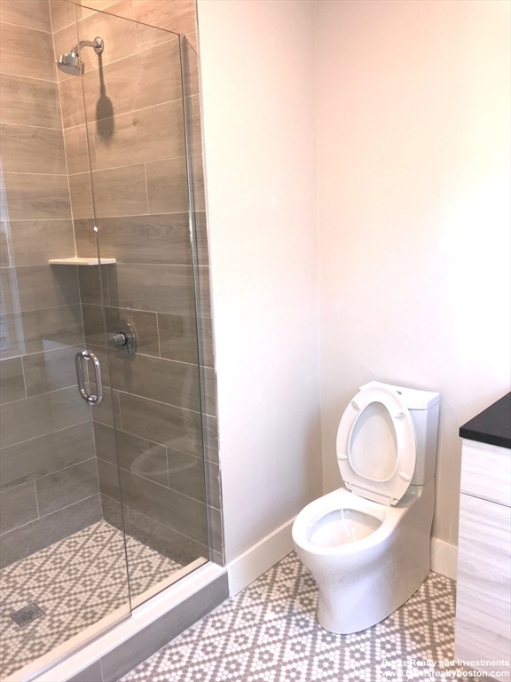 3 bed, 3 bath apartment for rent at 2 Gifford Pl Unit 2, South Boston — photo 9 of 11