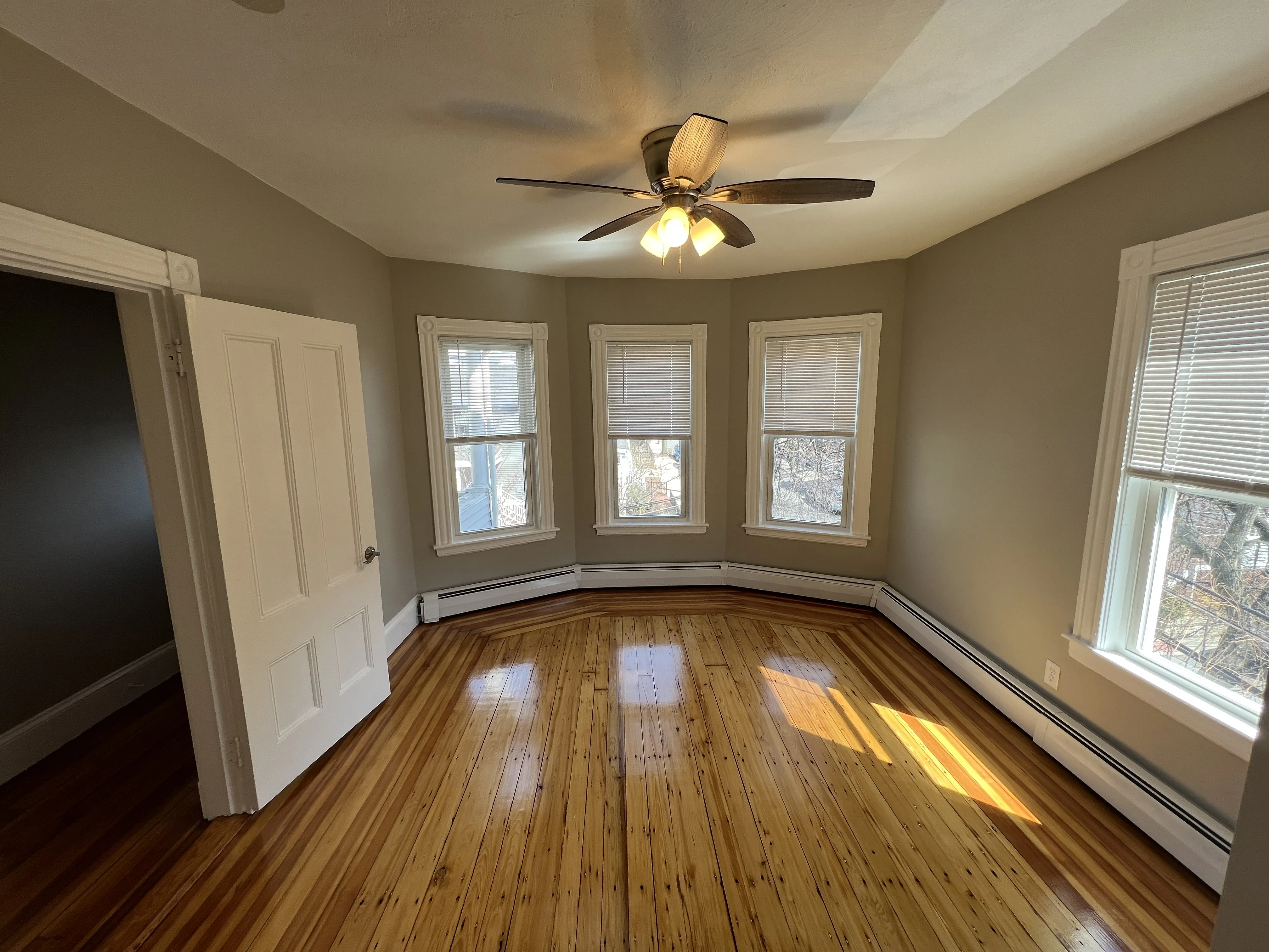 3 bed, 1 bath apartment for rent at 2 Gilson Ter Unit 3, Spring Hill — photo 4 of 32