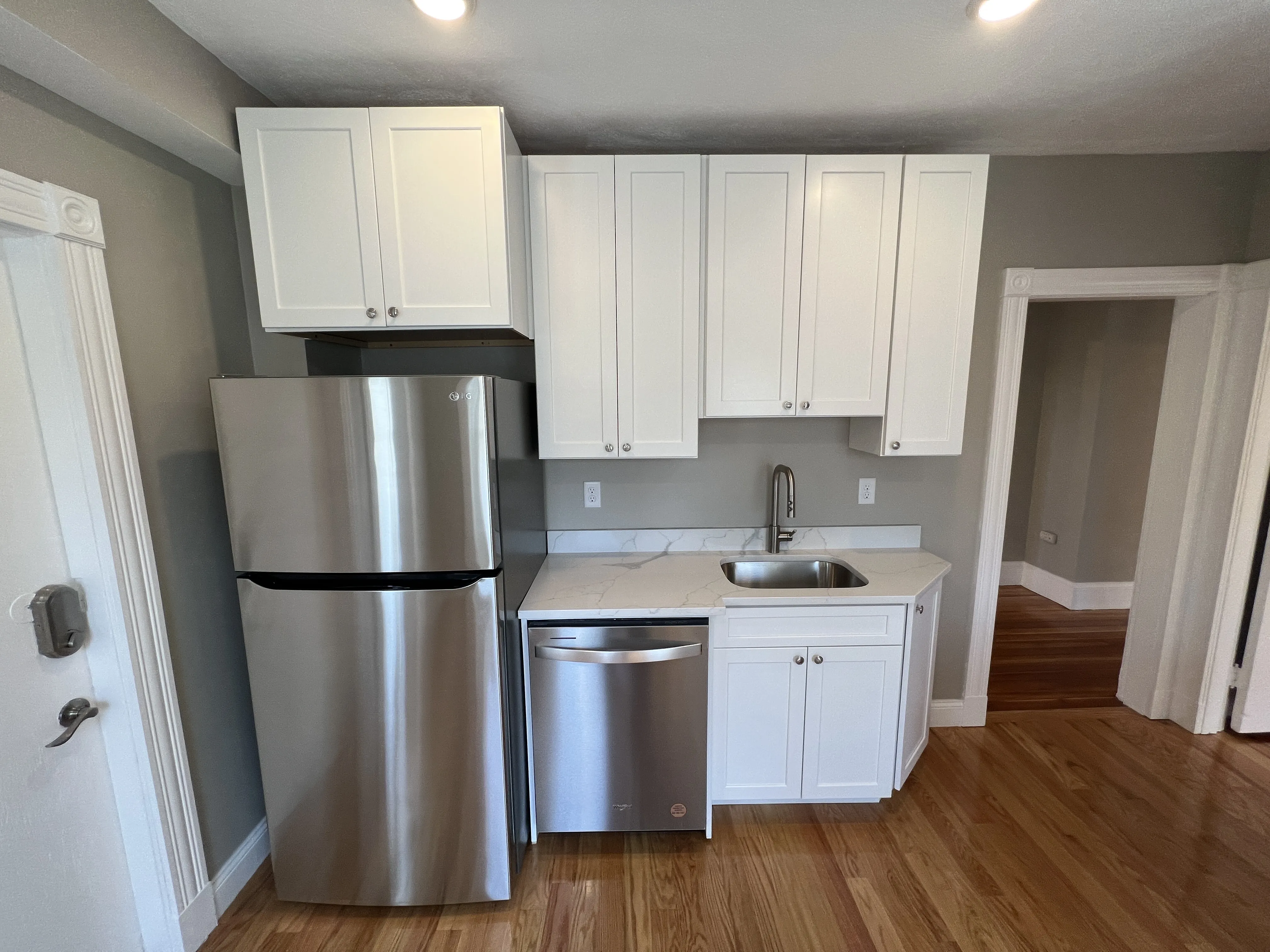3 bed, 1 bath apartment for rent at 2 Gilson Ter Unit 3, Spring Hill — photo 28 of 32