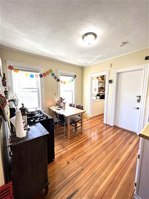 3 bed, 1 bath apartment for rent at 2 Gilson Ter Unit 4, Spring Hill — photo 9 of 17