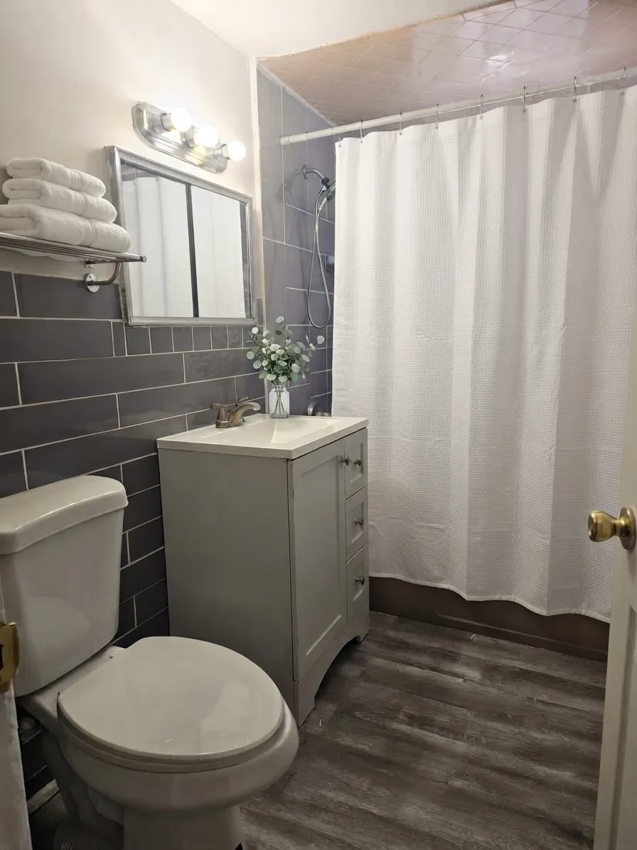 1 bed, 1 bath apartment for rent at 2 Gladstone Ter Unit 0, West Everett — photo 5 of 5