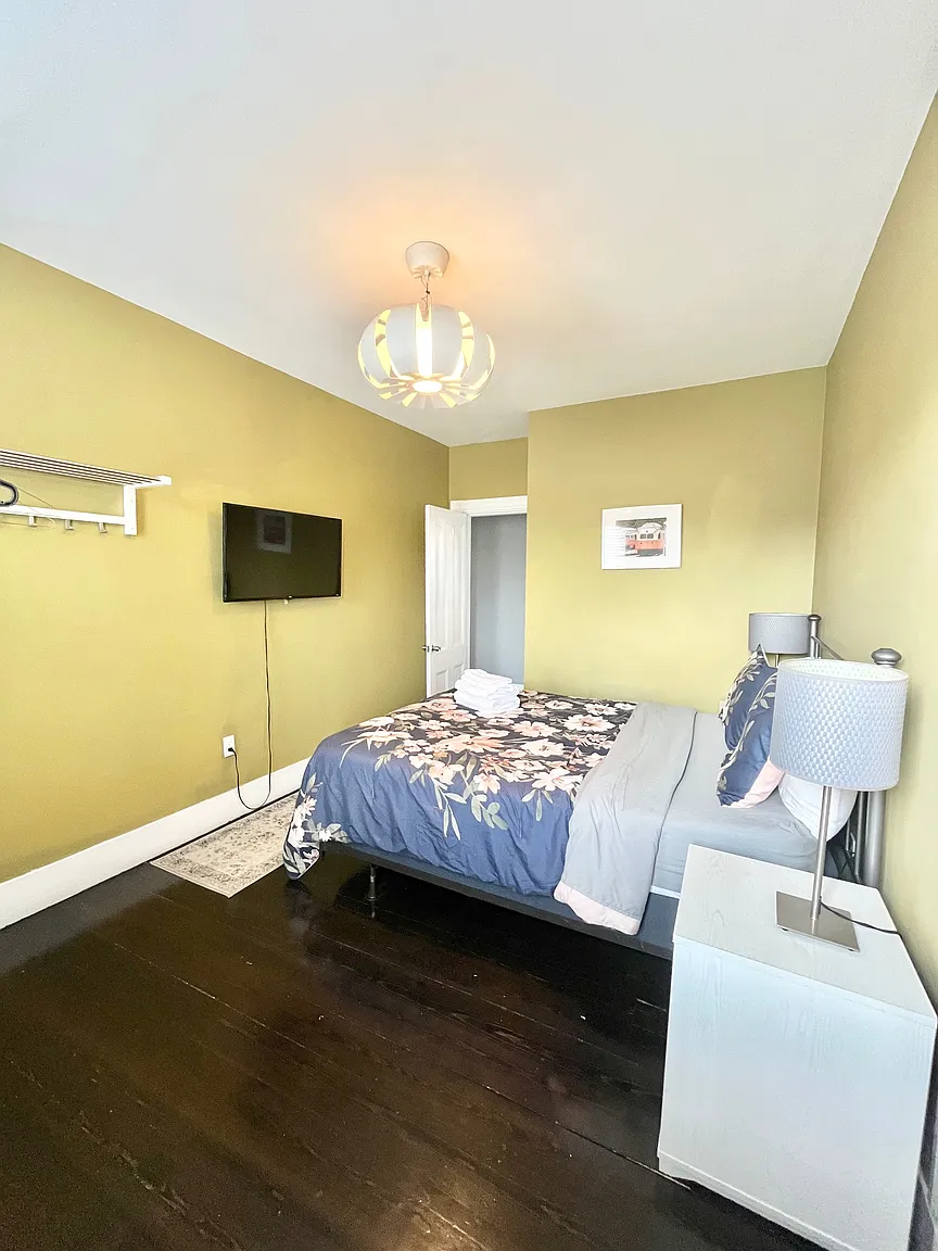 3 bed, 1 bath apartment for rent at 2 Gore St Unit 1, Mission Hill — photo 11 of 16