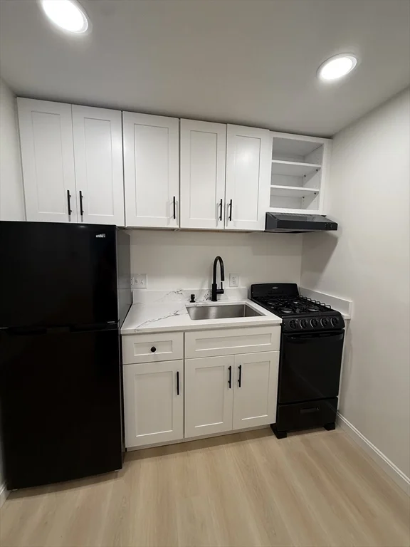 Studio bed, 1 bath apartment for rent at 2 Greenbriar Dr Unit 103, North Reading — photo 2 of 20