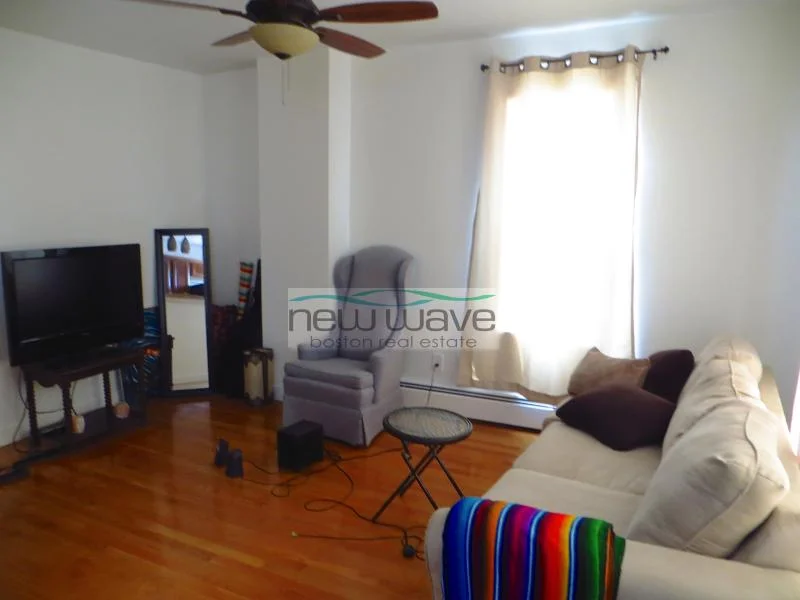 1 bed, 1 bath apartment for rent at 2 Greenwich St Unit 2, South End — photo 4 of 9