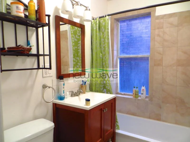 1 bed, 1 bath apartment for rent at 2 Greenwich St Unit 2, South End — photo 6 of 9