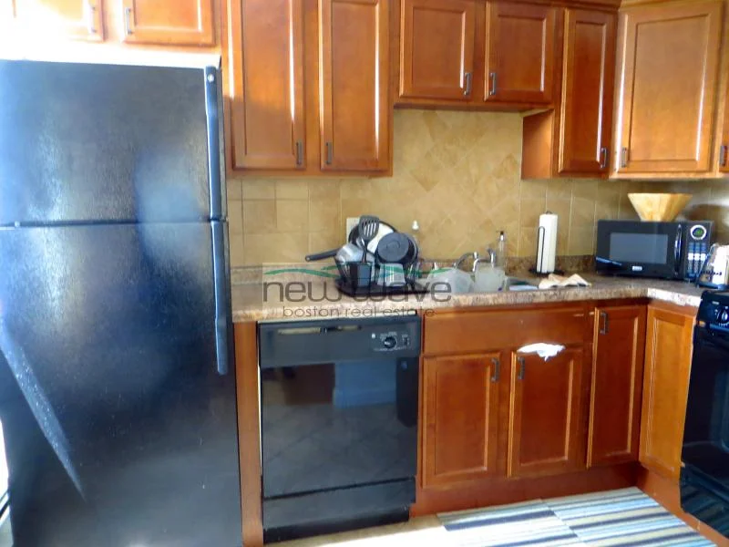 1 bed, 1 bath apartment for rent at 2 Greenwich St Unit 2, South End — photo 7 of 9