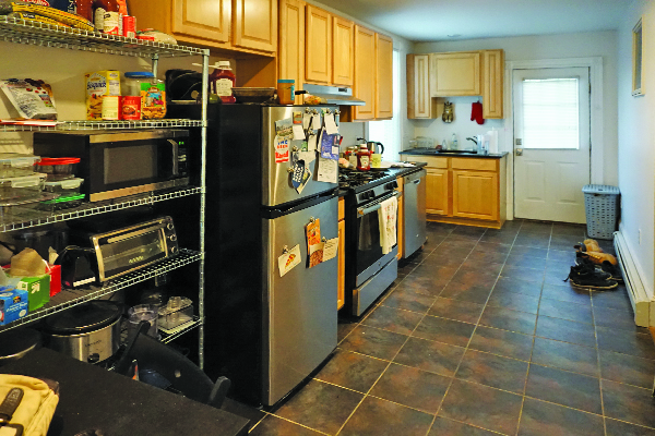 2 bed, 1 bath apartment for rent at 2 Greenwood Ter Unit 2-01, Ward Two — photo 1 of 6