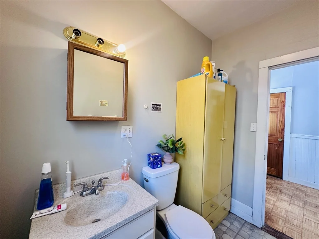 3 bed, 1 bath apartment for rent at 2 Greylock Rd Unit 1, Allston — photo 13 of 14