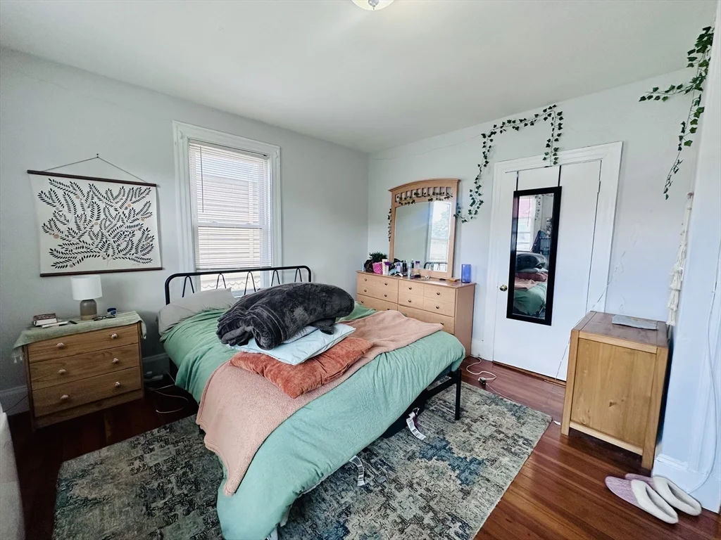 3 bed, 1 bath apartment for rent at 2 Greylock Rd Unit 1, Allston — photo 6 of 14