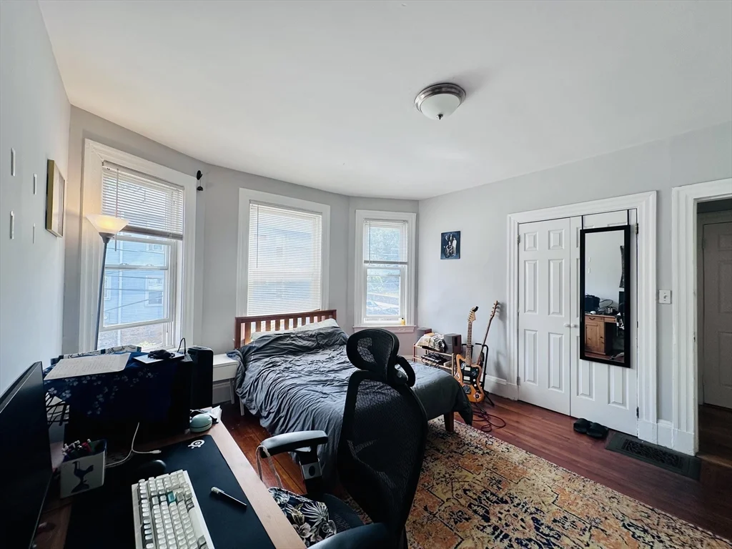 3 bed, 1 bath apartment for rent at 2 Greylock Rd Unit 1, Allston — photo 11 of 14