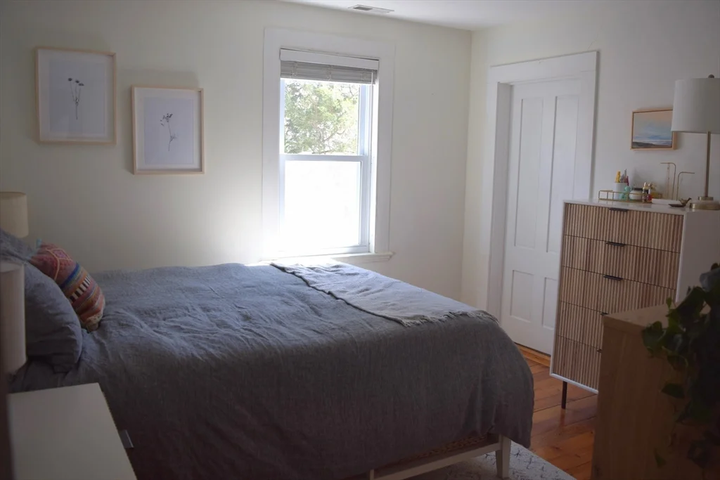 2 bed, 2 bath apartment for rent at 2 Griffin Pl Unit 3, Glenwood — photo 7 of 15