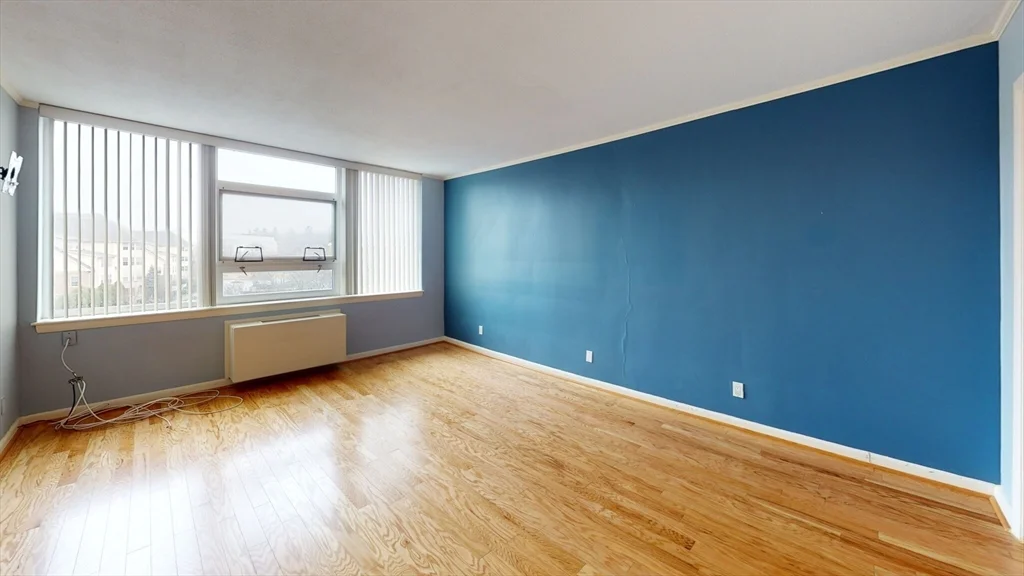 2 bed, 1 bath apartment for rent at 2 Hammond Pond Pkwy Unit 604, Newton — photo 9 of 15
