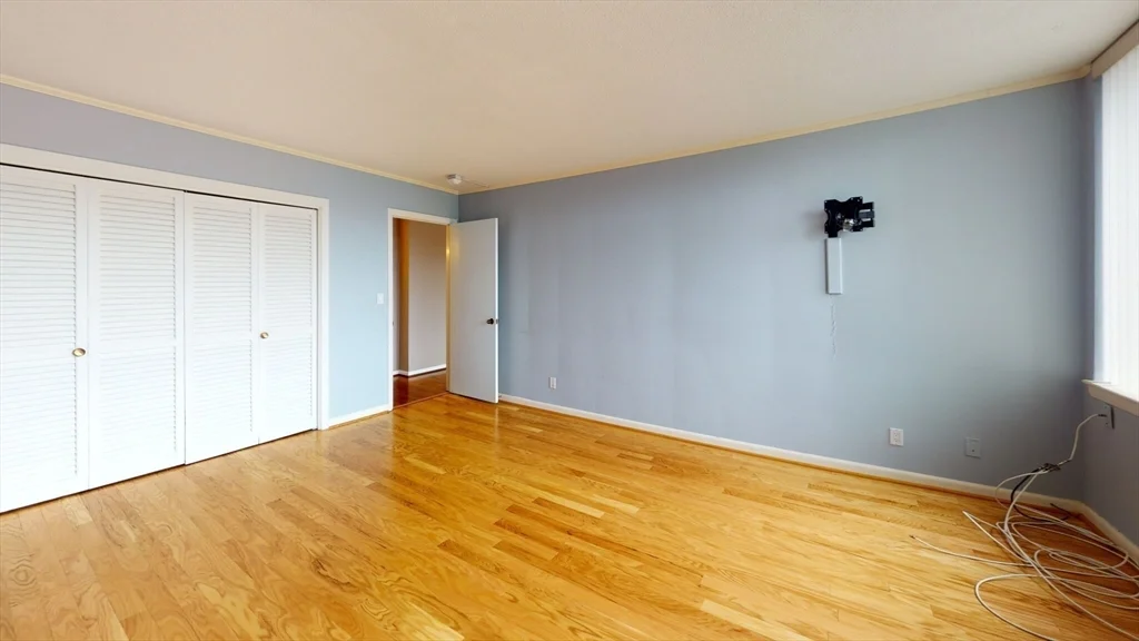 2 bed, 1 bath apartment for rent at 2 Hammond Pond Pkwy Unit 604, Newton — photo 10 of 15