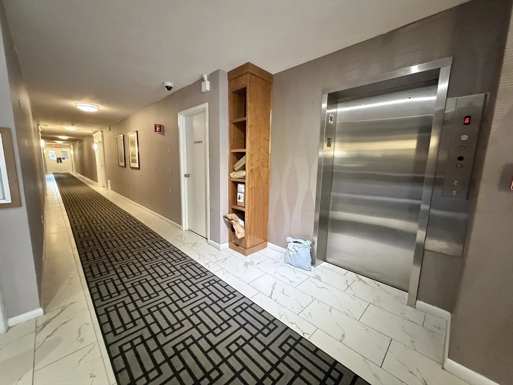 1 bed, 1 bath apartment for rent at 2 Hammond Pond Pkwy Unit 203, Newton — photo 20 of 26