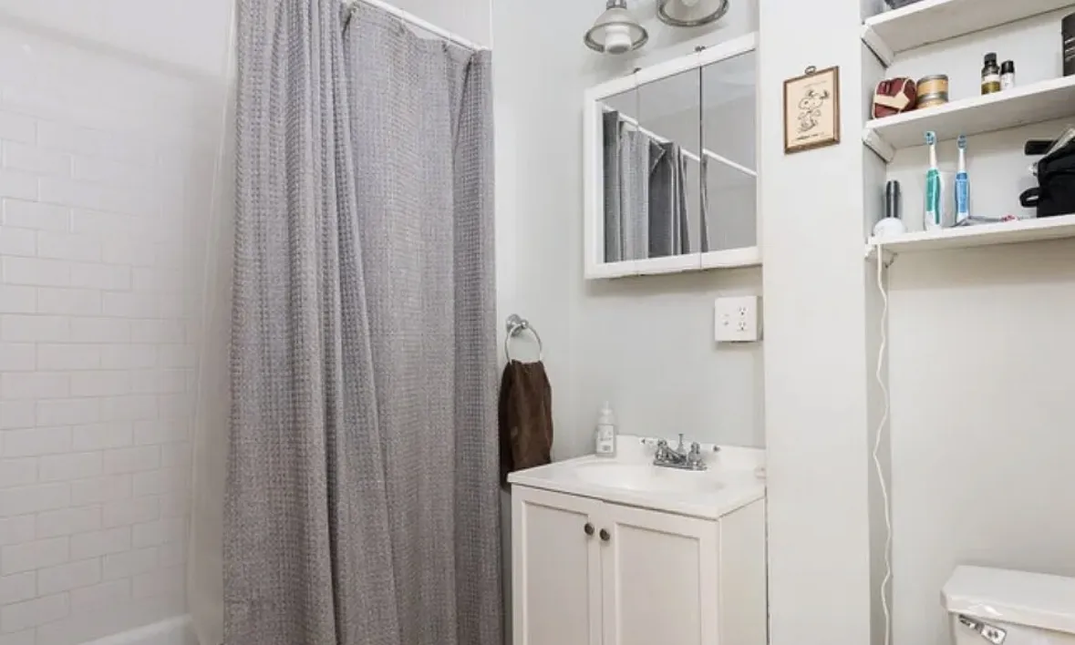 2 bed, 1 bath apartment for rent at 2 Hampshire Ct Unit 2, Inman Square — photo 9 of 9