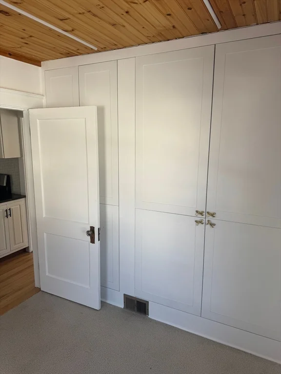 3 bed, 1 bath apartment for rent at 2 Harding St Unit 2, Fitchburg — photo 14 of 22