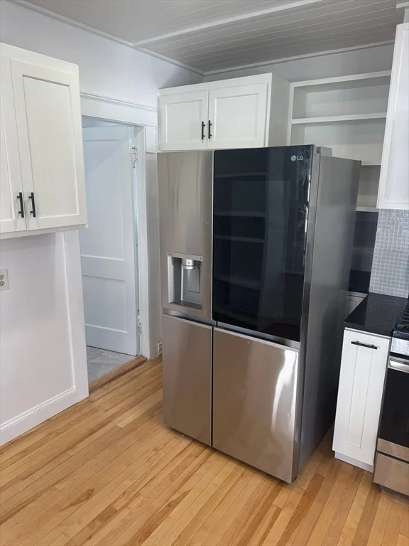 3 bed, 1 bath apartment for rent at 2 Harding St Unit 2, Fitchburg — photo 5 of 22