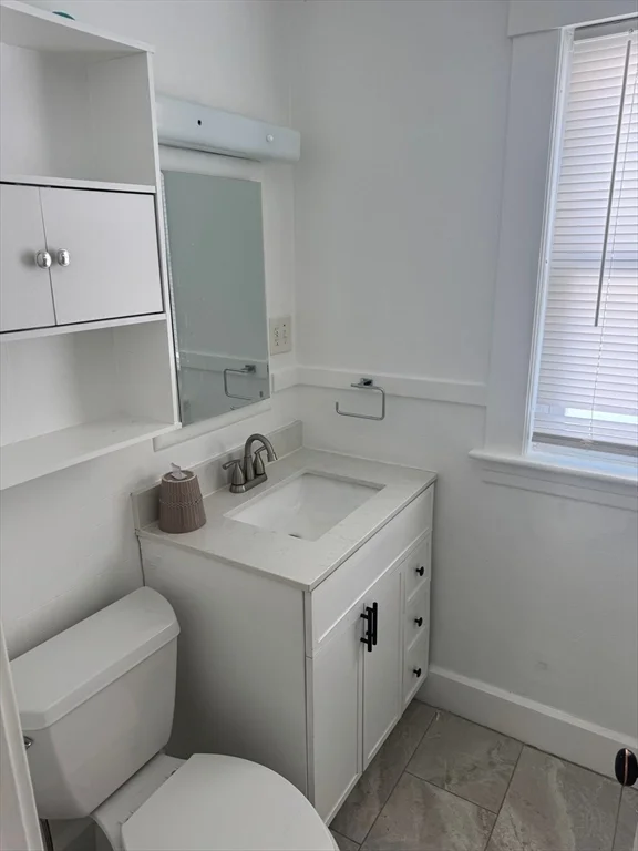 3 bed, 1 bath apartment for rent at 2 Harding St Unit 2, Fitchburg — photo 15 of 22