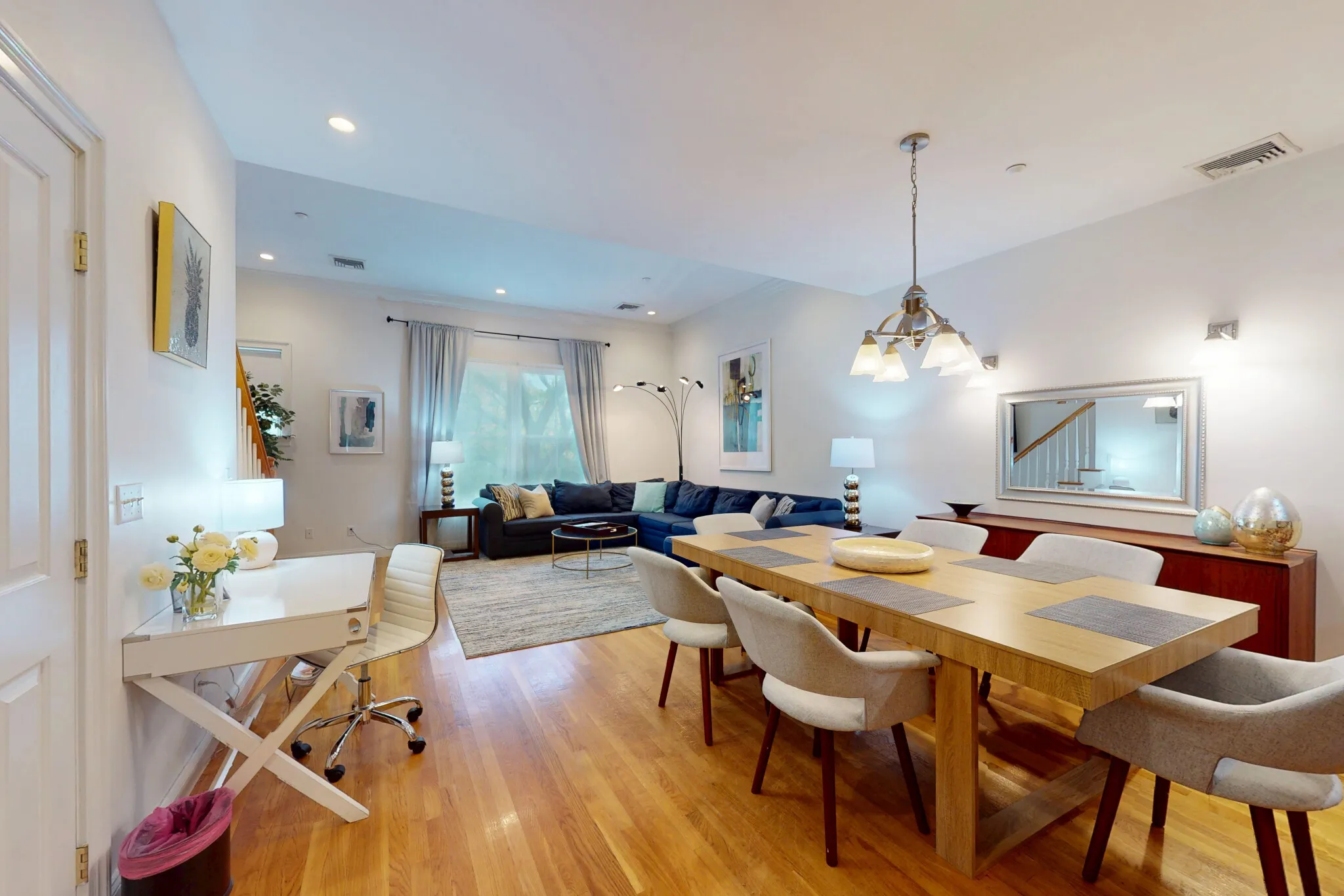 3 bed, 2 bath apartment for rent at 2 Harvard St Unit 2, Brookline Village — photo 7 of 20