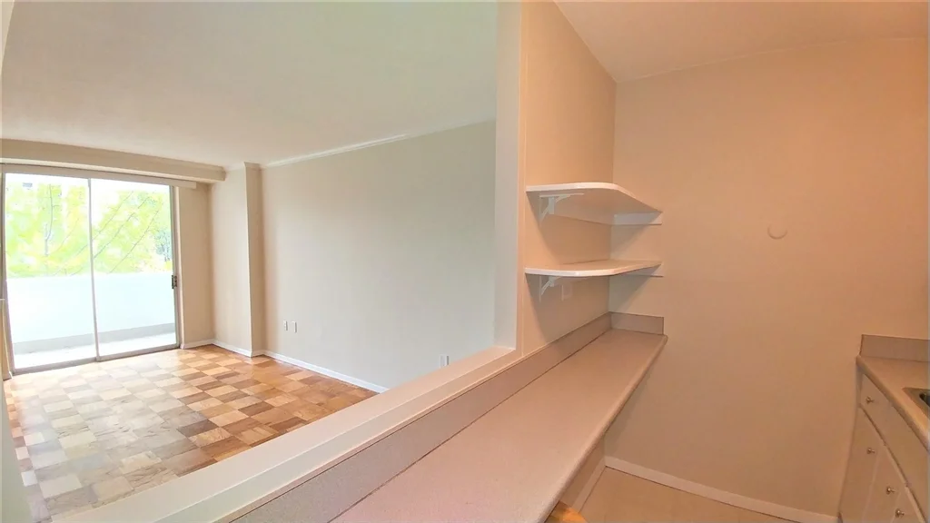 Studio bed, 1 bath apartment for rent at 2 Hawthorne Pl Unit 5F, West End — photo 2 of 14