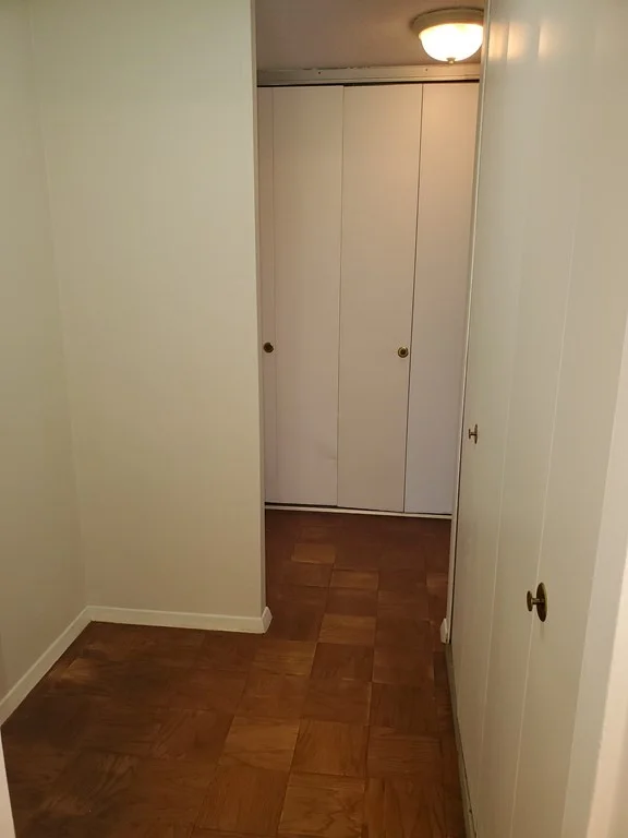 Studio bed, 1 bath apartment for rent at 2 Hawthorne Pl Unit 7B, West End — photo 6 of 11