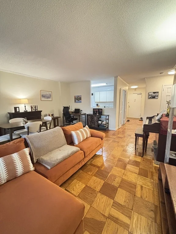 1 bed, 1 bath apartment for rent at 2 Hawthorne Pl Unit 7O, West End — photo 6 of 17