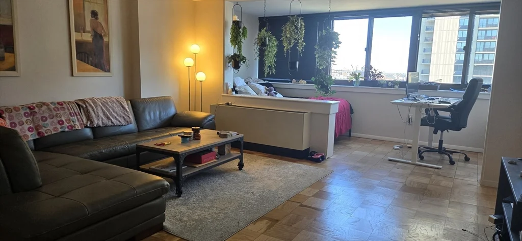 Studio bed, 1 bath apartment for rent at 2 Hawthorne Unit 16f, West End — photo 2 of 9