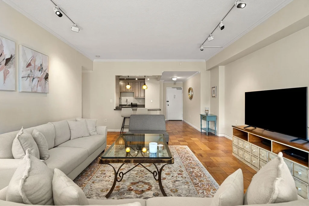 2 bed, 2 bath apartment for rent at 2 Hawthorne Unit 17M, West End — photo 2 of 33
