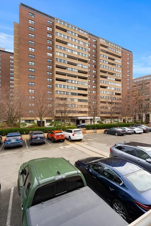 2 bed, 2 bath apartment for rent at 2 Hawthorne Unit 17M, West End — photo 33 of 33